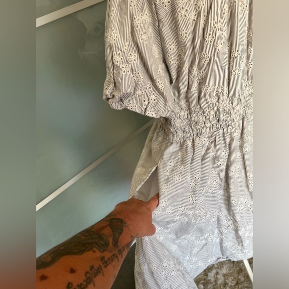 Madewell Eyelet Sophia Mini Dress in Stripe 2X - Picture 7 of 8